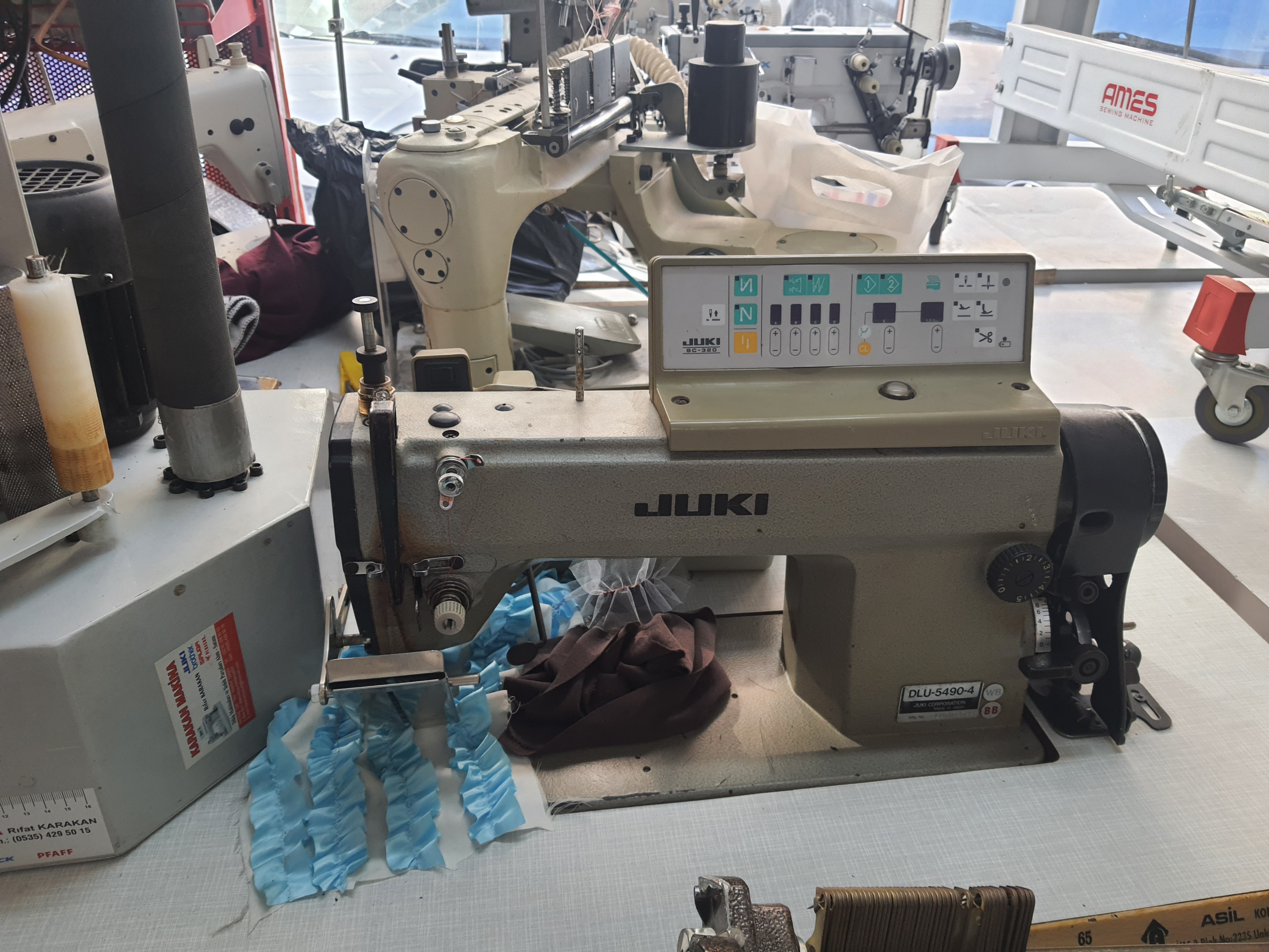 DLU 5490 Yeşil Kafa İplik Kesmeli Büzgü Makinesi